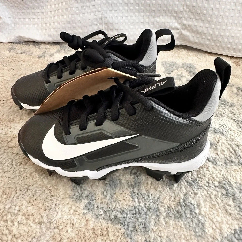 Nike Alpha Menace 4 Shark Boys 10 zFQ4016-001 Black White Football Cleats NIN664
